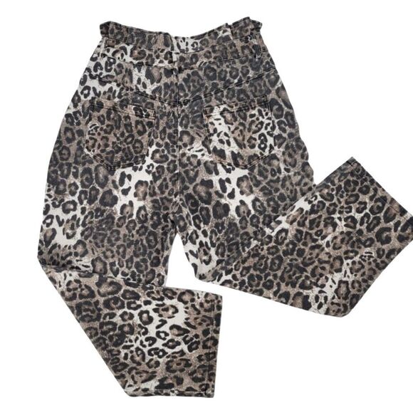 Kittenish Leopard High-Waisted Paperbag Jeans NWT Medium - Picture 3 of 10